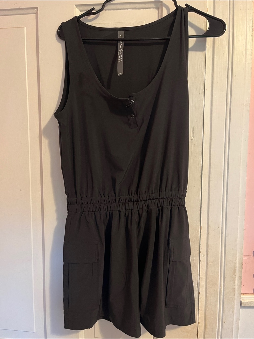 Vuori Black Sleeveless Romper